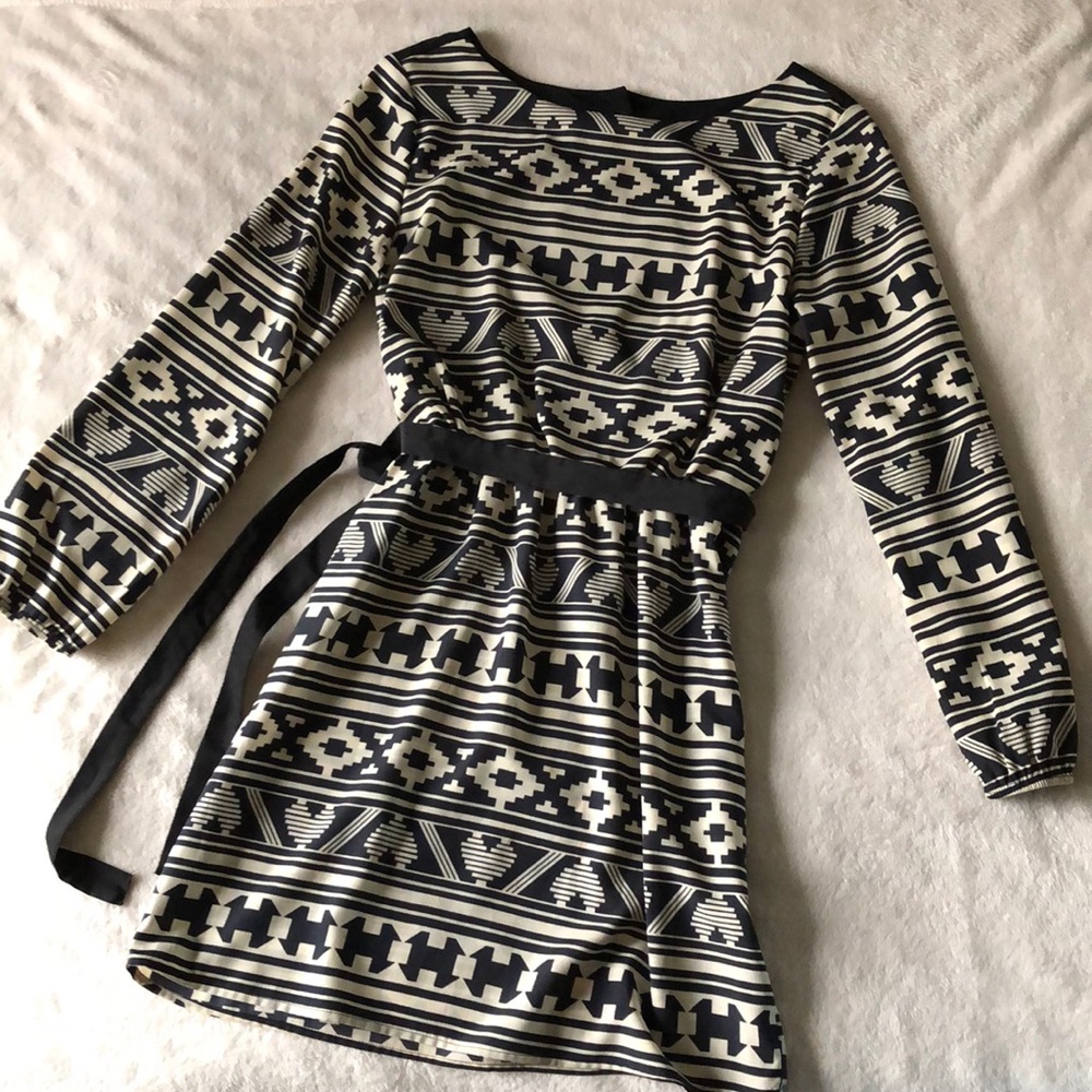 Black and cream/tan, long sleeve dress (size L)